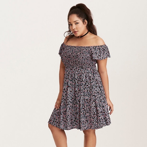 torrid Dresses & Skirts - NWOT Torrid |Floral Off shoulder Challis Dress